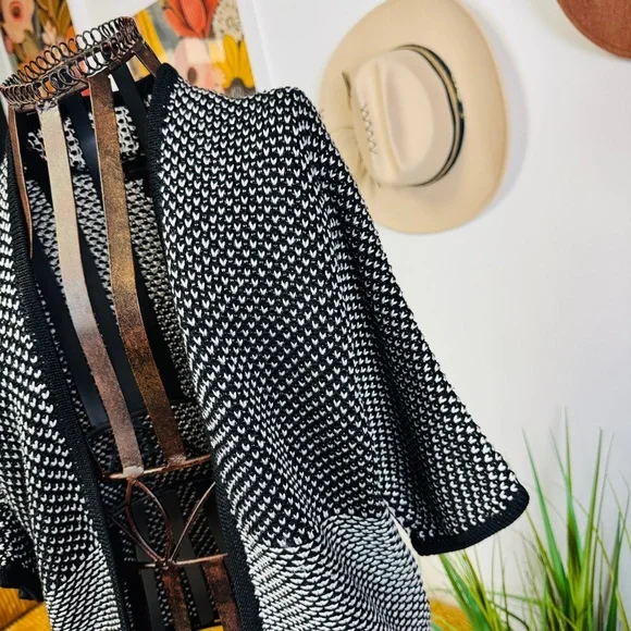 Worthington | Knit Quarter Sleeve Sweater Cardigan | M - Picture 2 of 5